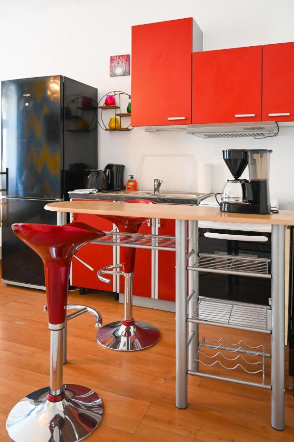 Backpacker Apartment Bahnhof Vienna Luaran gambar